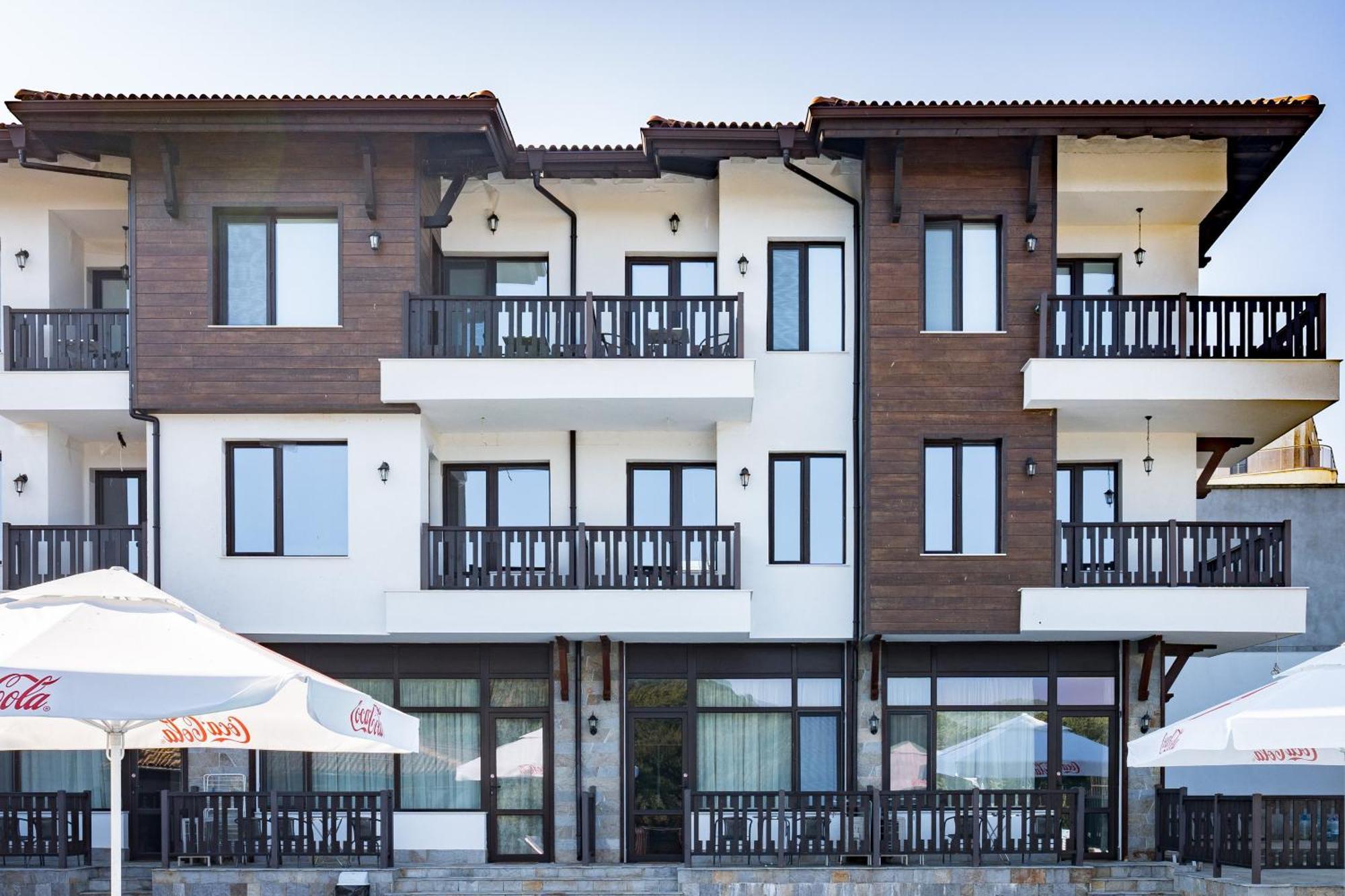 St George Apartcomplex Skorpilovci Kültér fotó