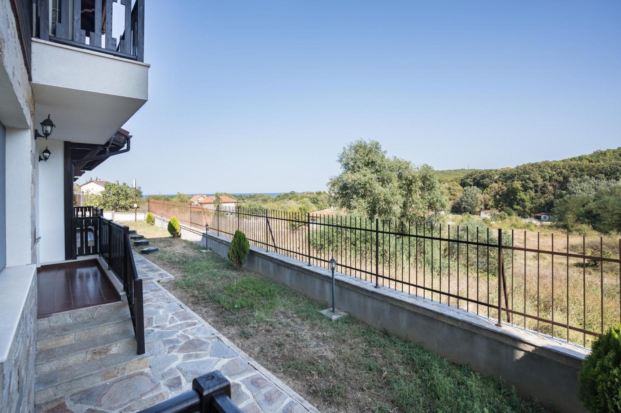 St George Apartcomplex Skorpilovci Kültér fotó