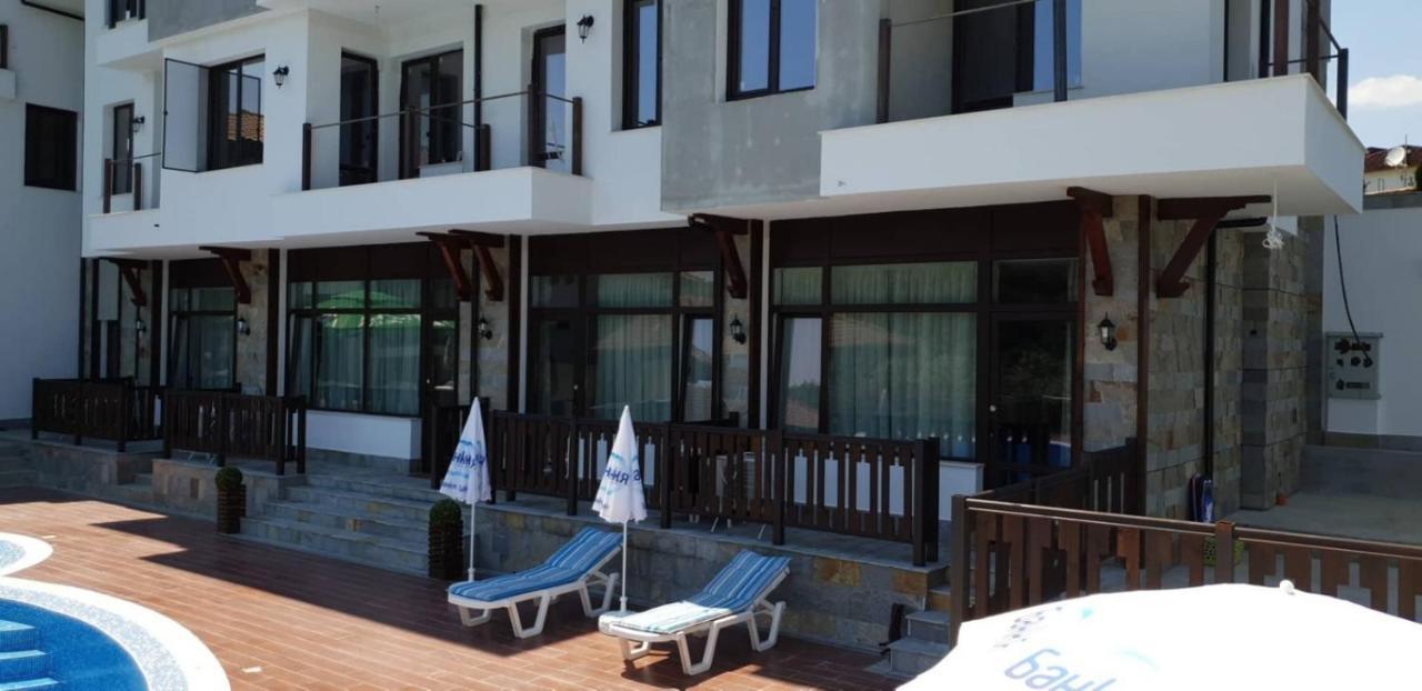 St George Apartcomplex Skorpilovci Kültér fotó