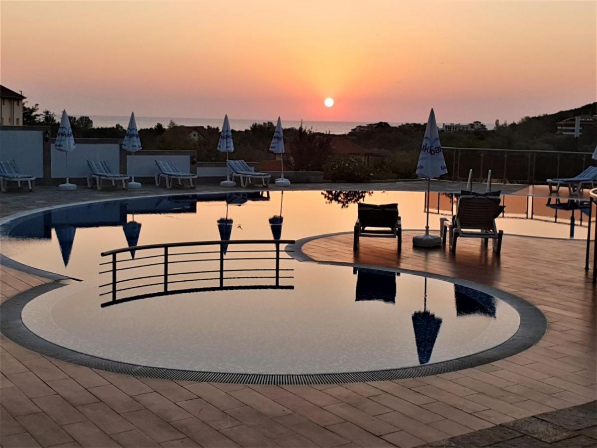 St George Apartcomplex Skorpilovci Kültér fotó
