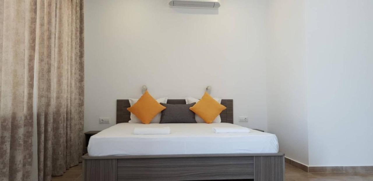 St George Apartcomplex Skorpilovci Kültér fotó