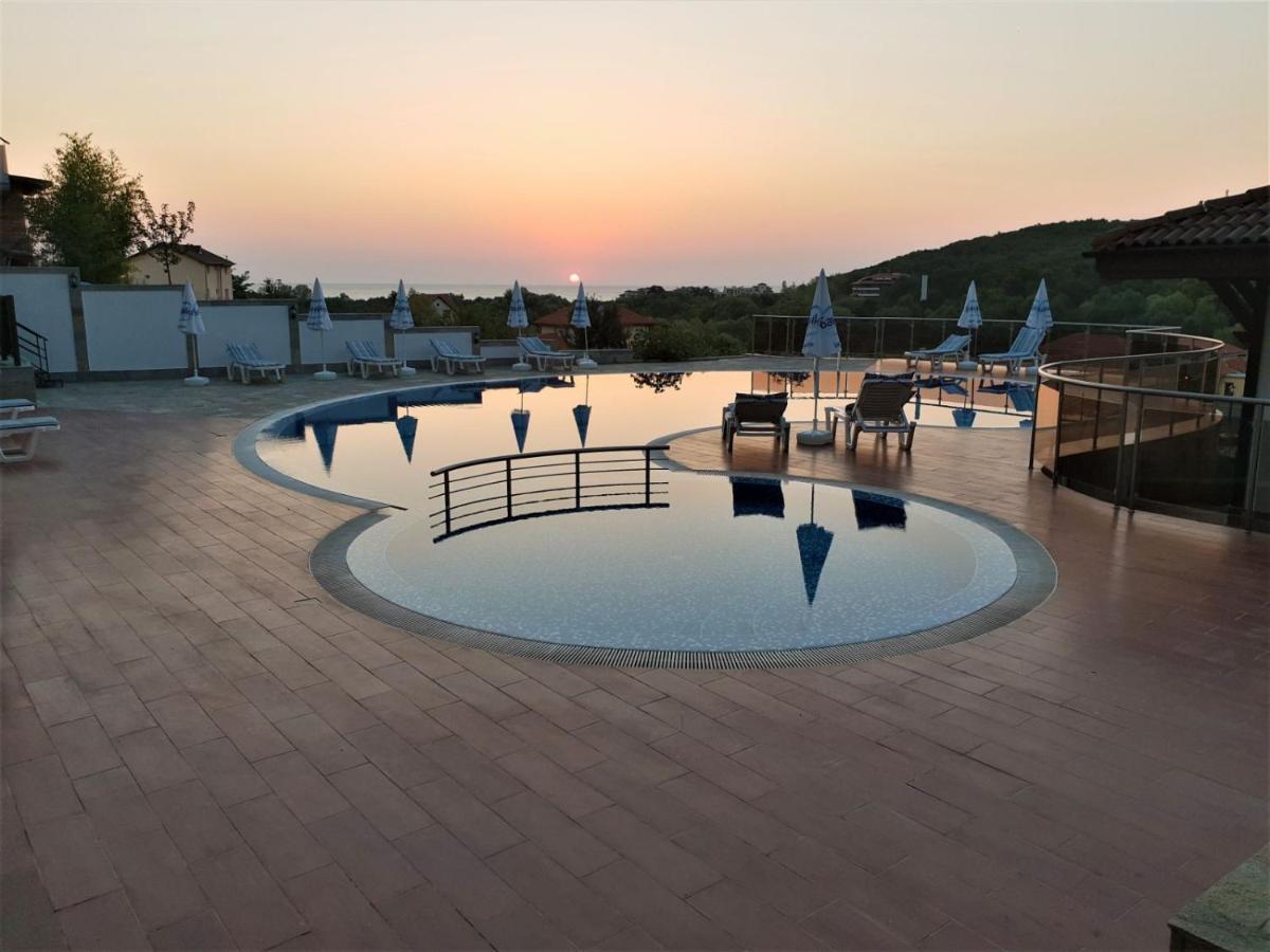 St George Apartcomplex Skorpilovci Kültér fotó